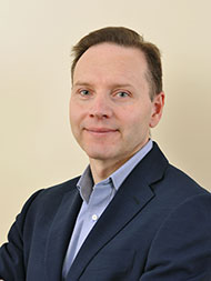 dr n. med. Mariusz Koziak ortokeratolog, okulista